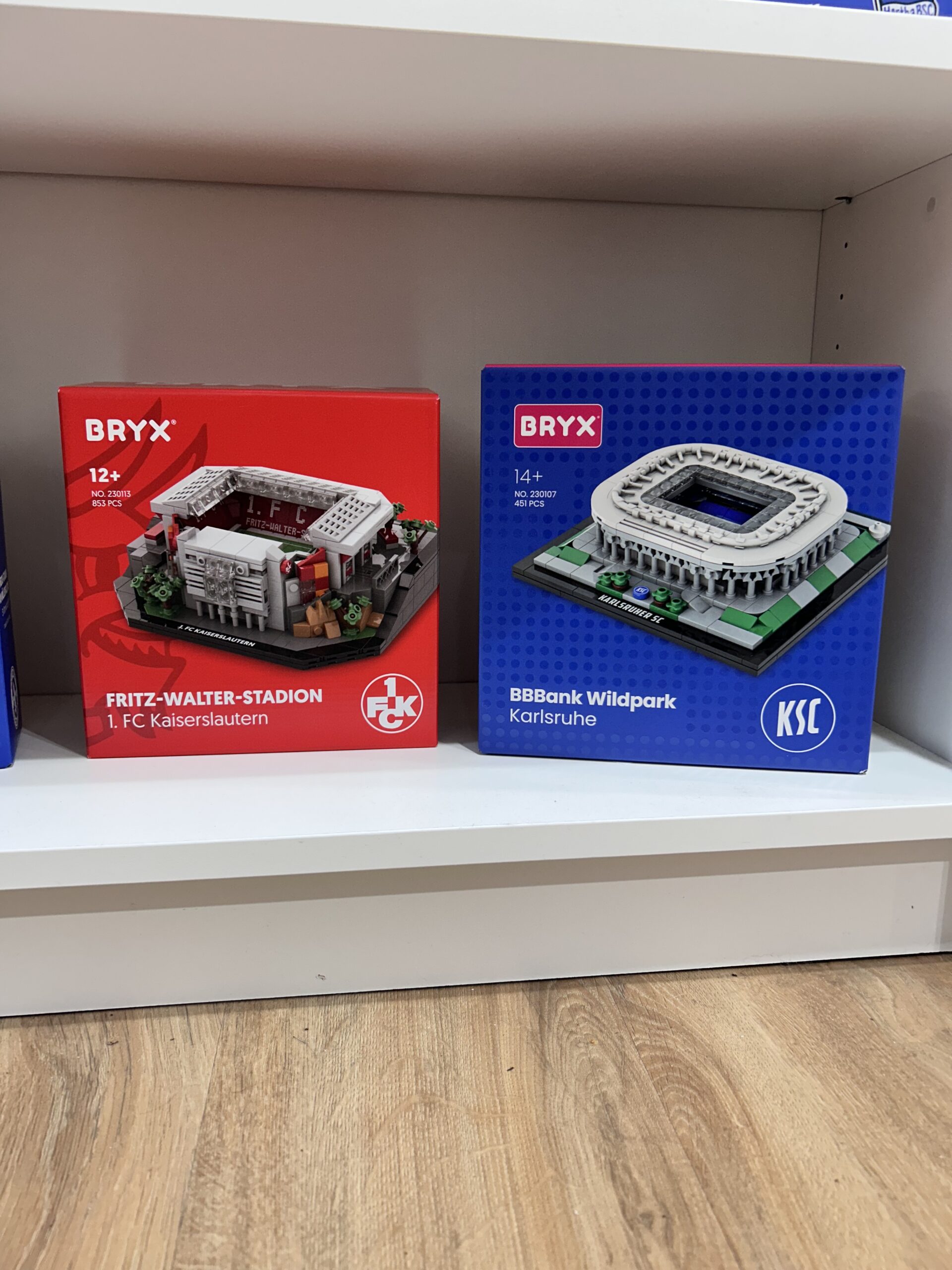 Verpackte BRYX Sets im Sortiment