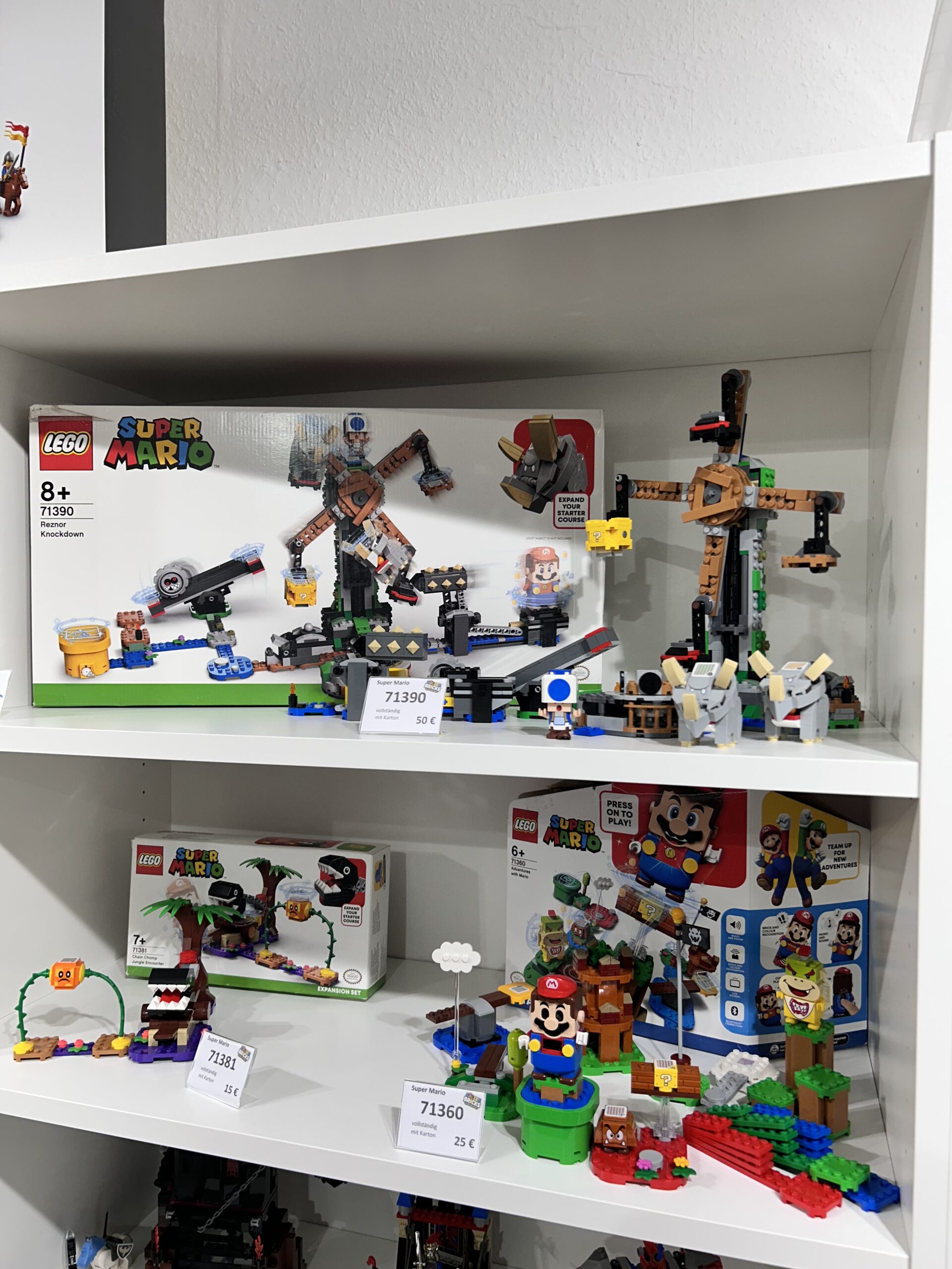 Große Auswahl an Figuren und Sets